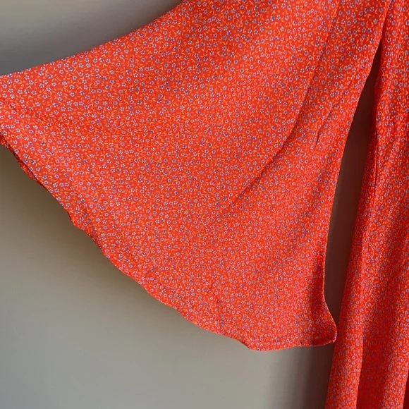 NWT Plush Chiffon Floral Bell Sleeve Kimono Dress Cover Up - Picture 9 of 9